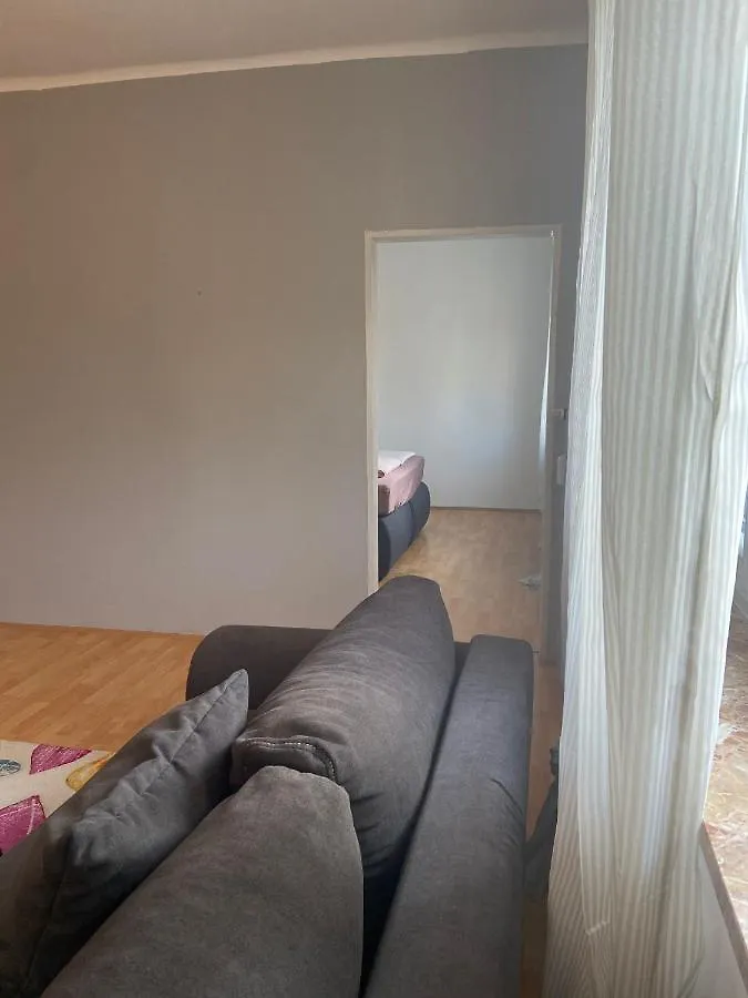Ferienwohnung Susan-Nur 10 Fahrminuten Von Playmobil Zirndorf 0*,  Germany